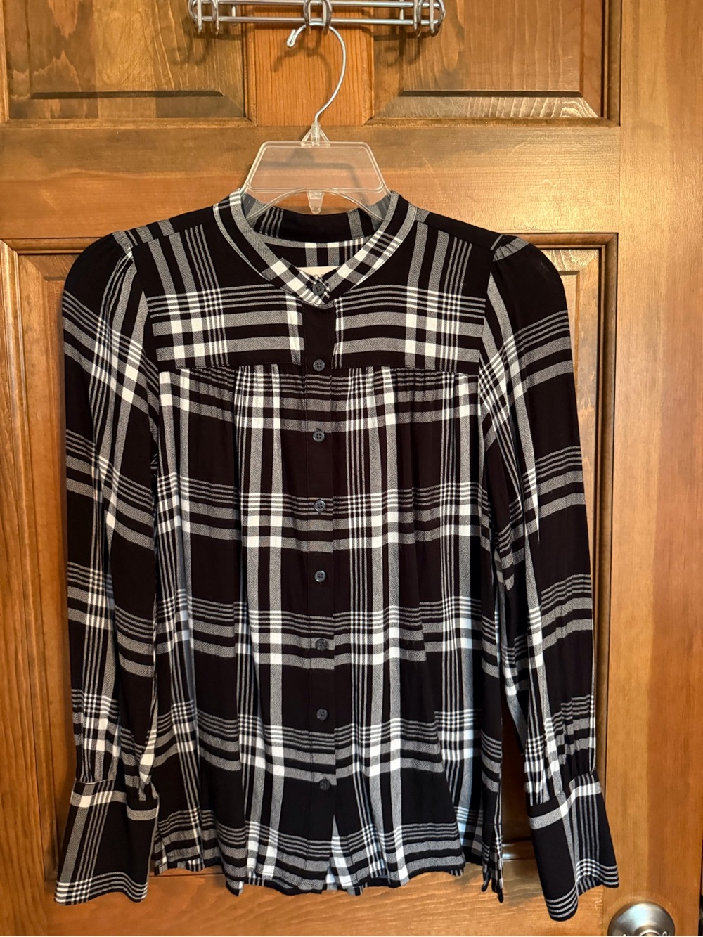 LOFT Black and White Plaid Button-Front Shirt